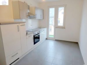 VERMIETET neuw. 2 Zimmerwohnung mit Wohnküche und Loggia + Balkon – zentral Nähe Uniklinik Niederrad