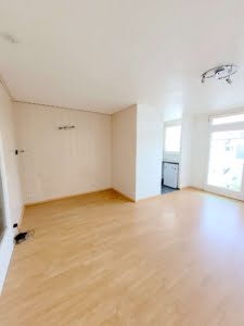 VERKAUFT! Sonniges 1-Zimmer Apartment- Balkon – ETW-Anlage in Frankfurt Nied