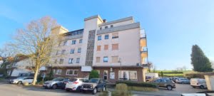 VERKAUFT! Karben-Kloppenheim: Panoramablick in großer 3 Zimmer Penthousewohnung + Einzelgarage