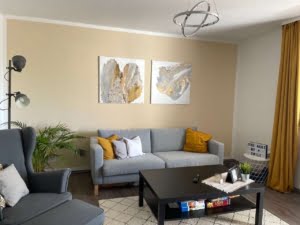 VERMIETET! Große neuw. 2 Zimmerwohnung mit Wohnküche und Loggia – zentral Nähe Uniklinik Niederrad