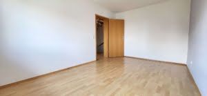 VERKAUFT! Ihr neues Heim erwartet Sie! Reihenhaus: 5 Zimmer + Terrasse + Garten + 2 KFZ-Stellplätze
