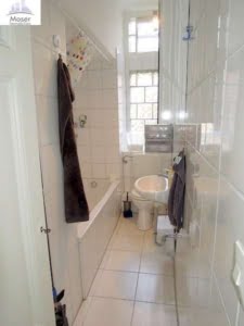 VERMIETET! Gemütliche, kleine 3 Zimmerwohnung inkl. EBK – ruhig und zentral in Bornheim
