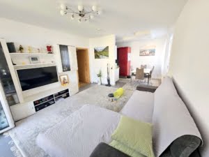 VERMIETET! Gemütliche großzügige 3 Zimmerwohnung mit Balkon – ruhig + zentral in Oberrad