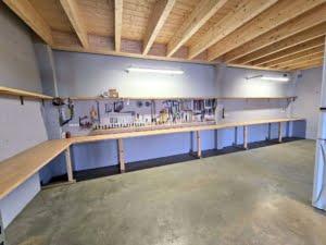 VERMIETET! Produktions-/Lagerhalle mit Bürofläche mit hervorragender Anbindung