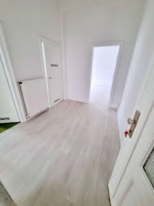 VERMIETET! Altbaucharme pur! Großzügige 2 Zimmerwohnung inkl. Wohnküche – ruhig in Rödelheim