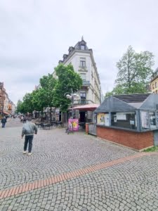 VERMIETET! Klein! Gemütlich! Neu renovierte 2 Zimmerwohnung – mitten in Bornheim Berger Str.