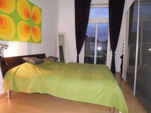 VERMIETET! Große 2 Zimmer mit Wohnküche und 2 Balkonen – zentral in Bornheim Mitte
