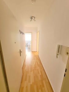 VERMIETET! Top Westendlage! Großzügig renoviert! 1 Zimmerwohnung mit Balkon + sep. Küche inkl. EBK