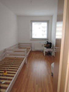 VERMIETET! Gemütliche großzügige 3 Zimmerwohnung mit Balkon – ruhig + zentral in Oberrad