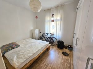 VERMIETET! Altbaucharme pur! Gemütliche 2 Zimmerwohnung mit Wohnküche in Alt-Eschersheim