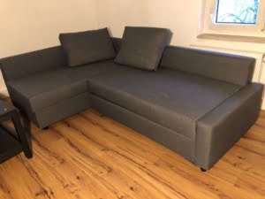VERMIETET! Altbaufans aufgepasst! Große sanierte 2 Zimmer mit großer Wohnküche – zentral im Ostend