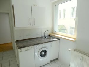 VERMIETET! Top Westendlage! Gemütliche, sonnige 2 Zimmerwohnung mit Balkon + Einbauküche inkl.