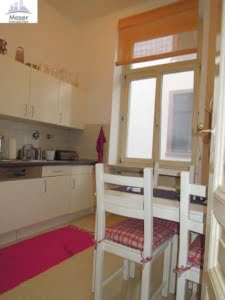 VERMIETET! Altbaucharme in Sachsenha.! Gemütliche 2 Zimmerwohnung inkl. Einbauküche + Wannenbad