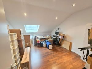 VERMIETET! Bezahlbar! 4 Zimmer – Dachgeschosswohnung – Top Lage Hofheim Kapellenberg