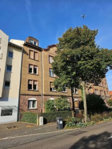VERMIETET! Große, gemütliche 3,5 Zimmer Altbauwohnung mit Balkon – zentrale Lage Nähe TÜV Hanau