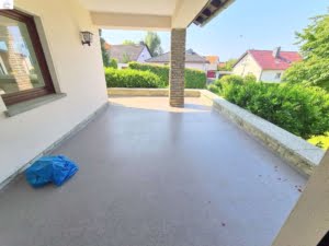 VERMIETET!Was für ein Villenanwesen mit Traumgarten! Mehrgenerat.haus + Einliegerwohnung + 2 Garagen