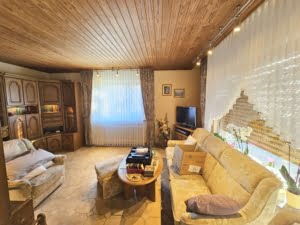 VERKAUFT! für die Familie! Einfamilienhaus mit großem Garten und Garage – ruhige Wohnlage in Karben