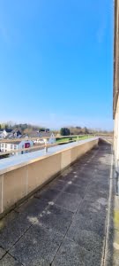 VERKAUFT! Karben-Kloppenheim: Panoramablick in großer 3 Zimmer Penthousewohnung + Einzelgarage