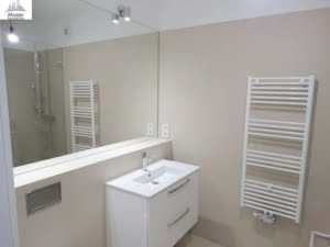 VERMIETET! Richtig schickes 1-Zimmer Apartment (Neubau 2020) mit Balkon, Parkett, EBK – zentr. Ostend Lage