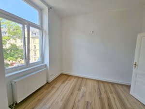 VERMIETET! Altbaucharme ! Gemütliche 2 Zimmerwohnung mit Wohnküche inkl. neuer EBK