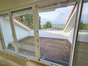 VERKAUFT! Panoramablick! Große 2 Zimmerwohnung mit Dachterrasse + TG-Platz – Top Lage Bad Vilbel