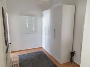 VERMIETET! Altbaucharme! Große 1,5 Zimmerwohnung mit Wohnkü – ruhig und zentral in Rödelheim
