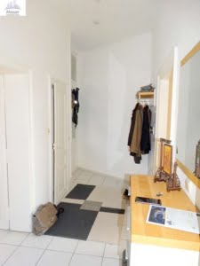 VERMIETET! Große 2 Zimmer mit Wohnküche und 2 Balkonen – zentral in Bornheim Mitte