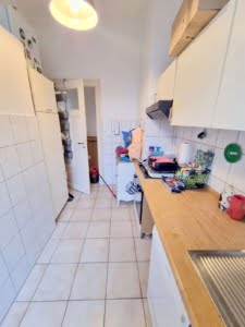 VERMIETET! Altbaucharme Gemütliche + helle 3 Zimmerwohnung – ruhig und zentral Nähe Berger Str.