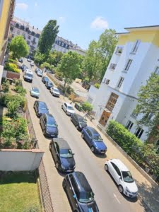 VERMIETET! Altbaucharme ! Gemütliche 2 Zimmerwohnung mit Wohnküche inkl. neuer EBK