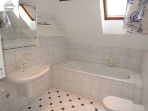 VERMIETET! Gemütliche 2 Zimmer DG-Wohnung inkl. Einbauküche – direkt am Stadtwald in Neu Isenburg