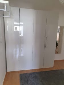 VERMIETET! Altbaucharme! Große 1- Zimmerwohnung mit Wohnküche + Wohndiele – ruhig und zentral in Rödelheim
