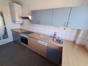 VERMIETET! Großzügige 3 Zimmerwohnung mit Südbalkon inkl EBK – zentral in Sachsenhausen