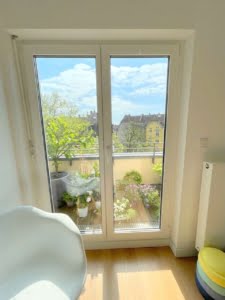 VERMIETET!Stylisch ! Große 3-Zimmer Maisonette mit 2 Balkonen – Top Lage Bornheim Nähe Berger Str.