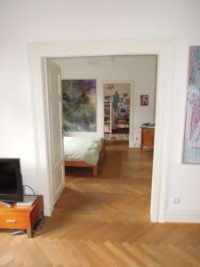 Vermietet! Wow! Altbaucharme pur! 4 Zimmer + Wohnküche + Balkon- top saniert