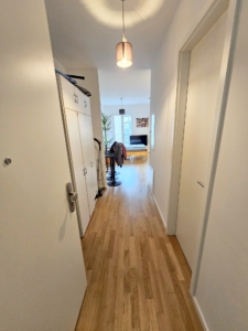 VERMIETET! Richtig schickes 1-Zimmer Apartment (Neubau 2020) mit Balkon, Parkett, EBK – zentr. Ostend Lage