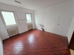 VERMIETET! Große 4-Zimmer Gartenwohnung mit 2 Balkonen + schickem  Bad  – top Lage Rumpenheim