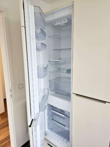 VERKAUFT!Attraktive große 3 Zimmer Dachstudio Whg. mit Balkon +Garagenpl – Top Lage nahe Stadtwald