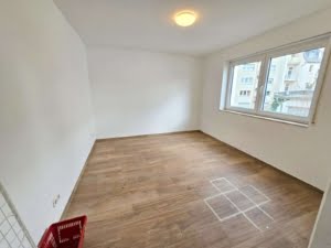 VERMIETET! Neubau2017! 4 Zimmer + 2 Balkone + 2 Bäder + Fußbodenheiz. -ruhig in Rödelheim