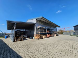VERMIETET! Produktions-/Lagerhalle mit Bürofläche mit hervorragender Anbindung