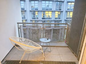 VERMIETET! Top Westend Lage! Charmant + Elegant! Voll möblierte 2 Zimmerwohnung mit 2 Balkonen