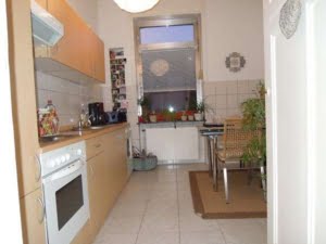 VERMIETET! Altbaucharme! Große 1,5 Zimmerwohnung mit Wohnkü – ruhig und zentral in Rödelheim