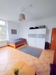 VERMIETET! Großzügig ! Gemütliche 1 Zimmerwohnung mit Wohnküche – zentral Sachsenhausen