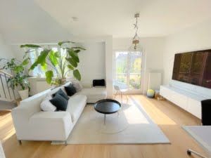 VERMIETET!Stylisch ! Große 3-Zimmer Maisonette mit 2 Balkonen – Top Lage Bornheim Nähe Berger Str.