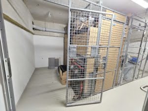 VERKAUFT! Stylische 3 -Zimmer Maisonette mit großem Balkon + Luxusküche + 2 TG-Plätze – Hofheim