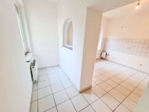VERMIETET! Großzügige 3-Zimmerwohnung mit Wohnküche – ruhig in Eckenheim
