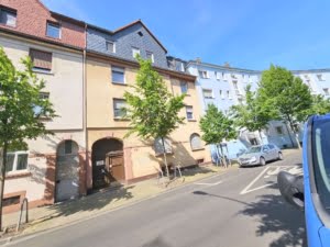 VERMIETET! Komplett renoviert! Sonnige 2-Zimmer Wohnung + Gartennutz.- mainnah in Fechenheim