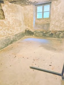 VERMIETET! Erstbezug kmpl. saniert! Sonnige 2-Zimmer Wohnung + Gartennutz.- mainnah in Fechenheim