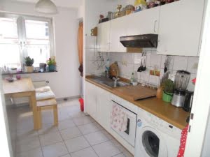 VERMIETET! Großzügige 1-Zimmerwohnung mit extra Wohnküche und Balkon – Top Lage Sachsenhausen