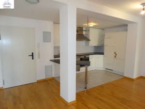 VERMIETET! 2 Zimmerwohnung mit Balkon + neuer offener Einbauküche – Bockenheim Top Lage