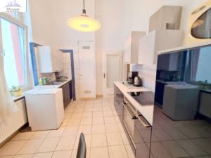 VERMIETET! TOP! Altbau im Westend ! Voll möblierte 2 Zimmerwohnung mit Balkon – min. für 9 Monate